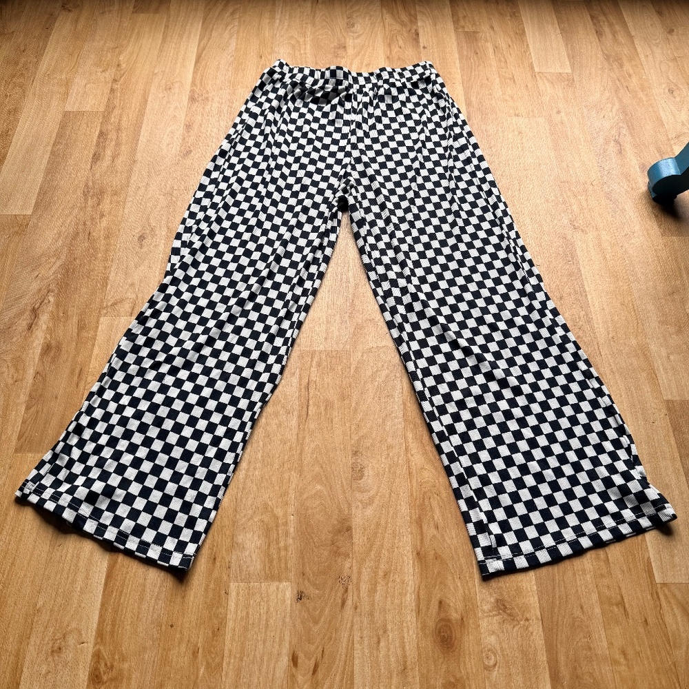 Cozy checkered pants